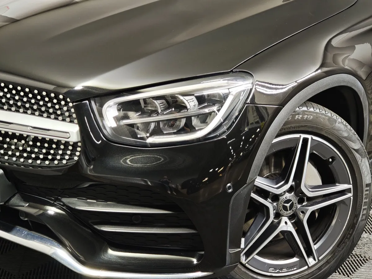 Mercedes-Benz GLC 300 d 9G-TRONIC 4MATIC (245 л.с.) Sport (Локальная сборка) Черный в АВИЛОН. Слайд №10