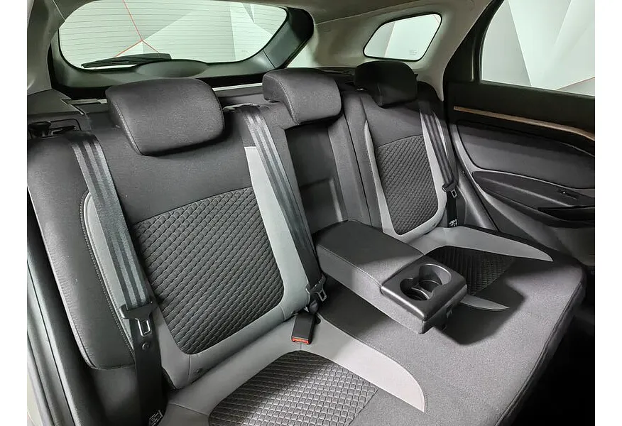 ВАЗ (Lada) Vesta 1.6 CVT (113 л.с.) Серый в АВИЛОН. Слайд №17