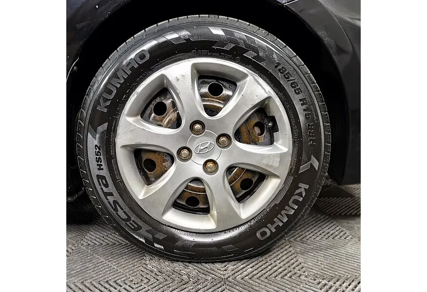 Hyundai Solaris 1.6 AT (123 л.с.) Active Plus Черный в АВИЛОН. Слайд №9