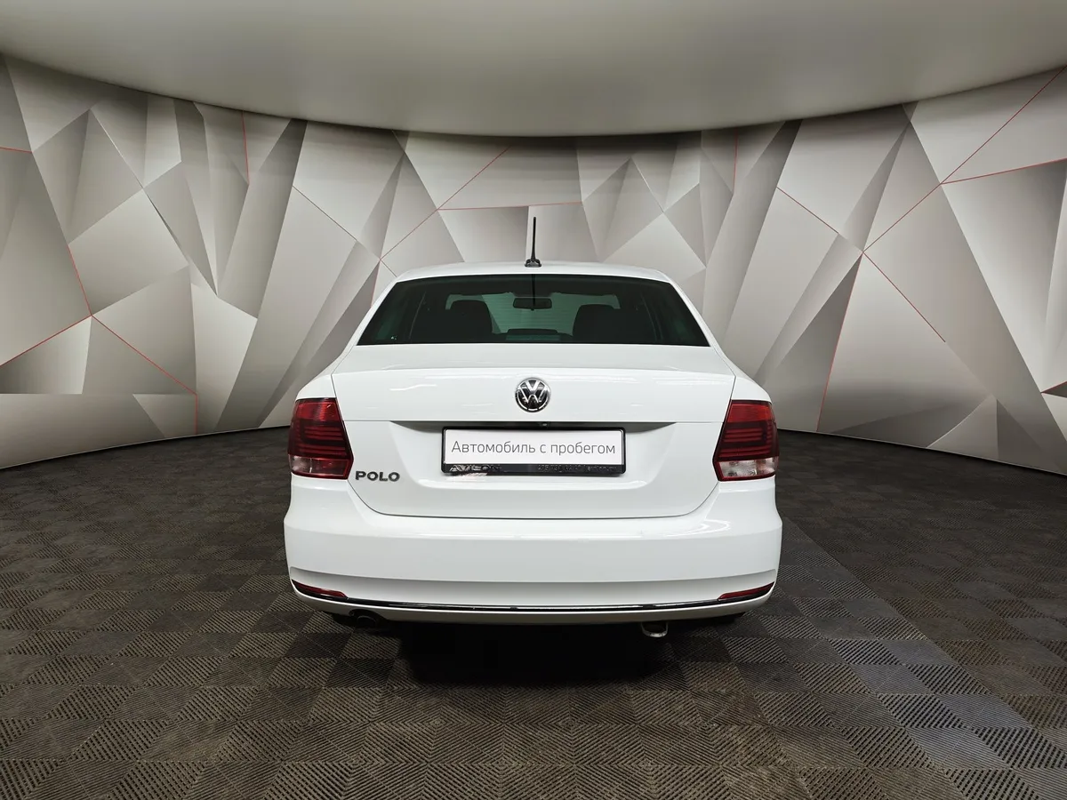 Volkswagen Polo 1.6 MPI MT (110 л.с.) Connect Белый в АВИЛОН. Слайд №8