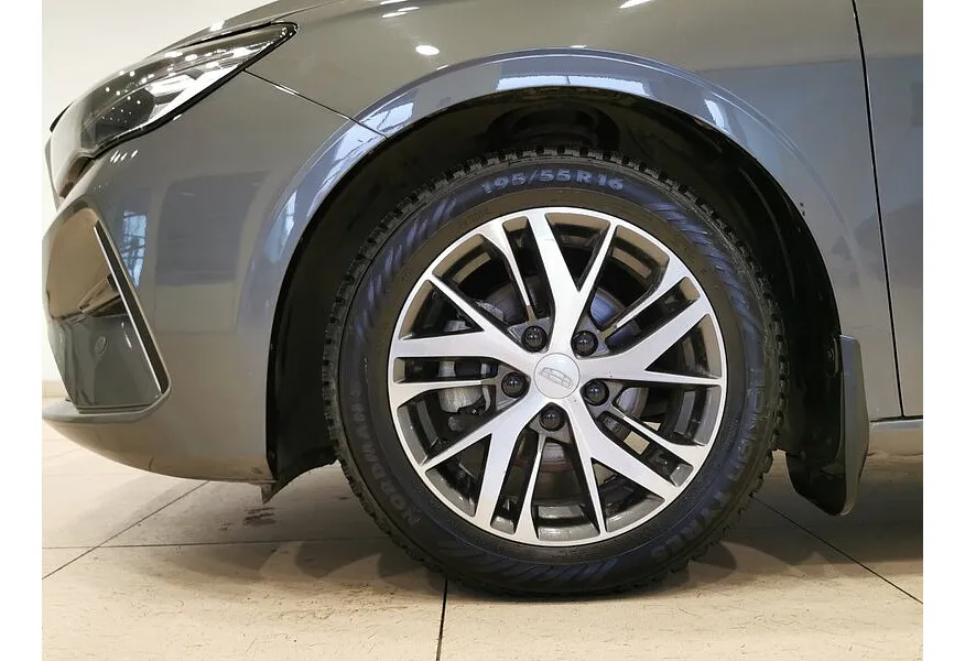 Geely Emgrand 1.5 AT 2WD (122 л.с.) Comfort Серый в АВИЛОН. Слайд №8