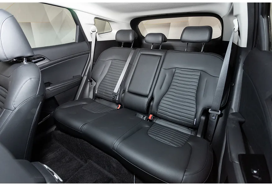 Kia Sportage 2.0 MPI AT AWD (150 л.с.) Prestige Белый в АВИЛОН. Слайд №7