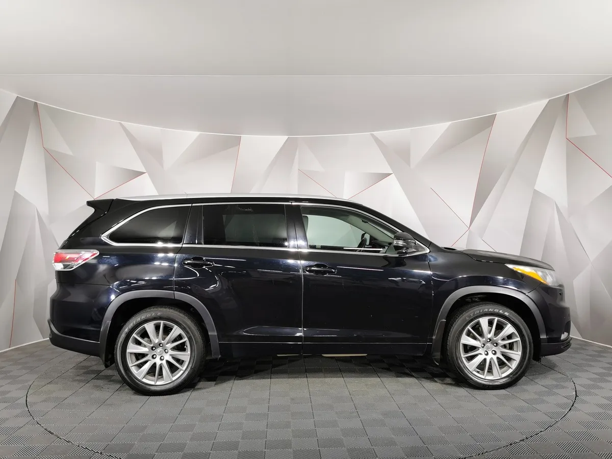 Toyota Highlander 3.5 AT AWD (249 л.с.) Престиж Черный в АВИЛОН. Слайд №6