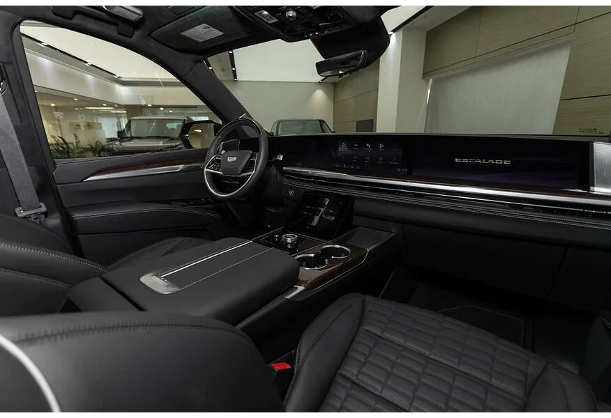 Cadillac Escalade 6.2 ESV AT AWD (420 л.с.) Sport Platinum Черный в АВИЛОН. Слайд №14