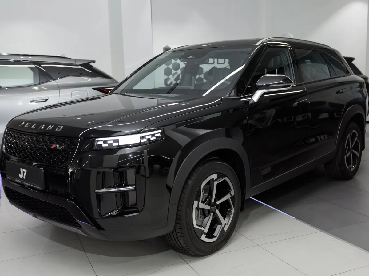 АВИЛОН - JAECOO J7 1.6T DCT FWD (150 л.с.) Престиж Черный - slide 10248549