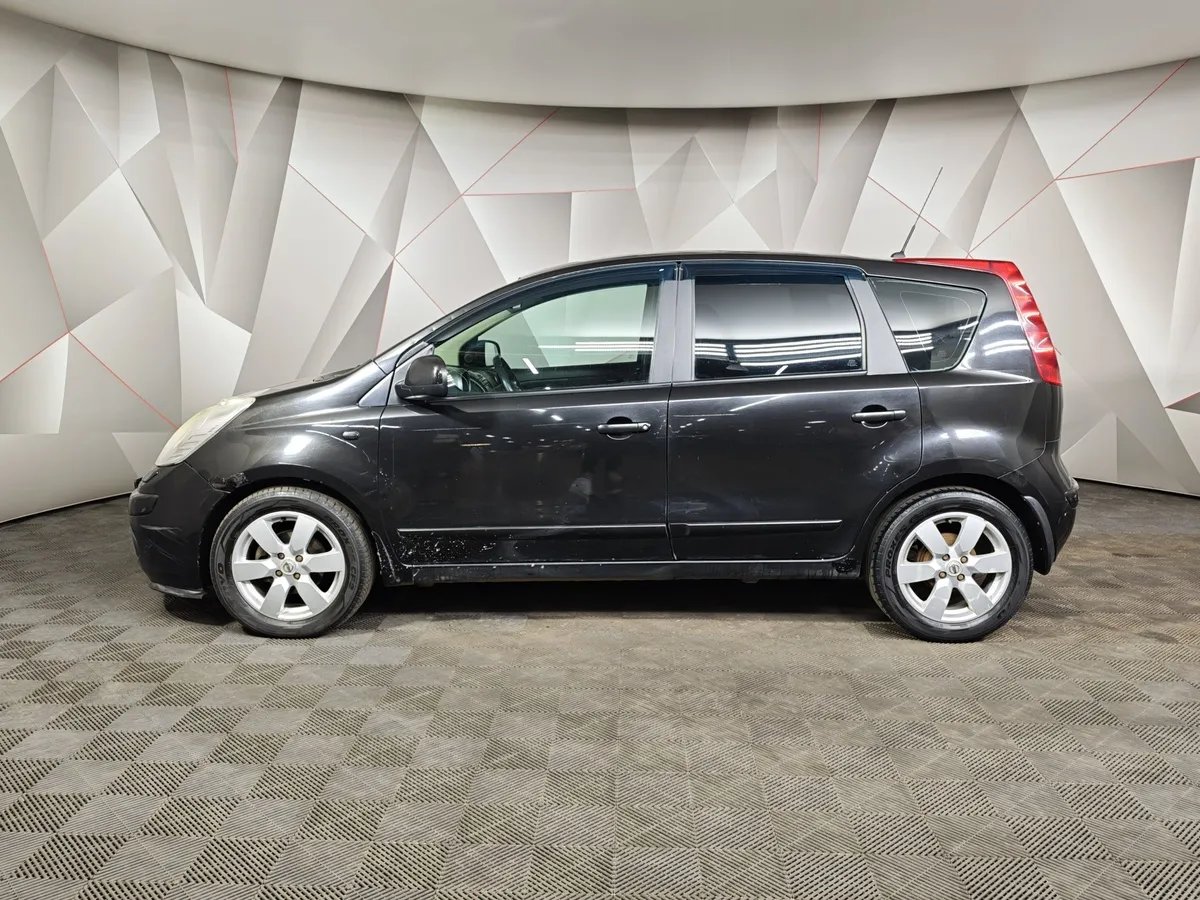 Nissan Note 1.6 AT (110 л.с.) Черный в АВИЛОН. Слайд №5