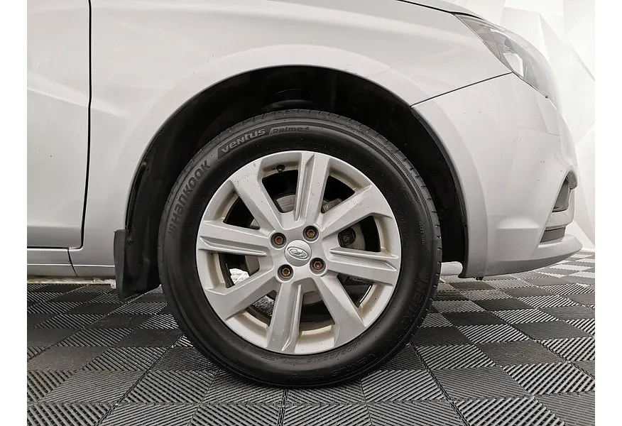 ВАЗ (Lada) Vesta 1.6 MT (106 л.с.) Серый в АВИЛОН. Слайд №9