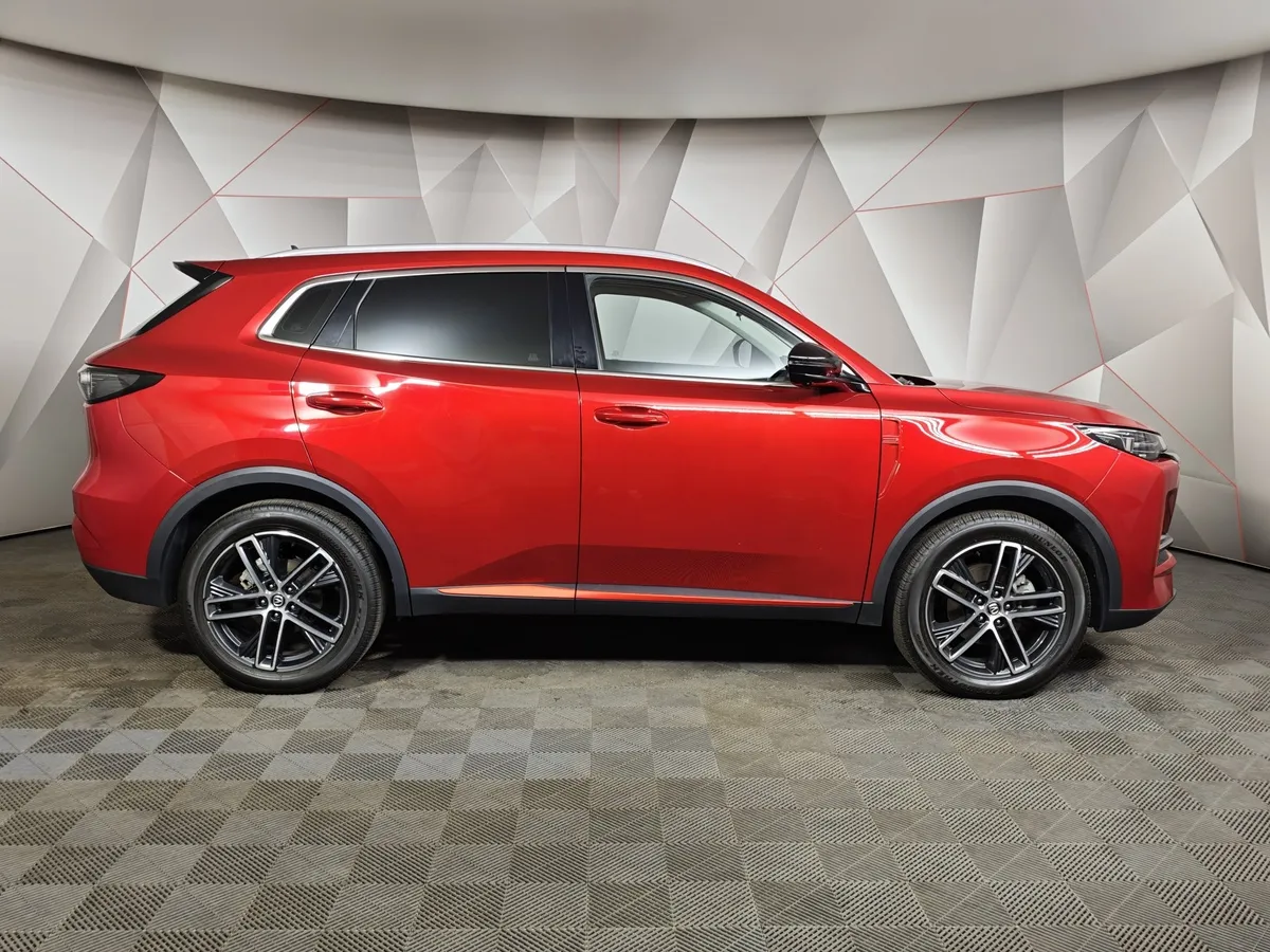 Changan UNI-S 1.5T 7DCT 2WD (181 л.с.) Tech Красный в АВИЛОН. Слайд №6