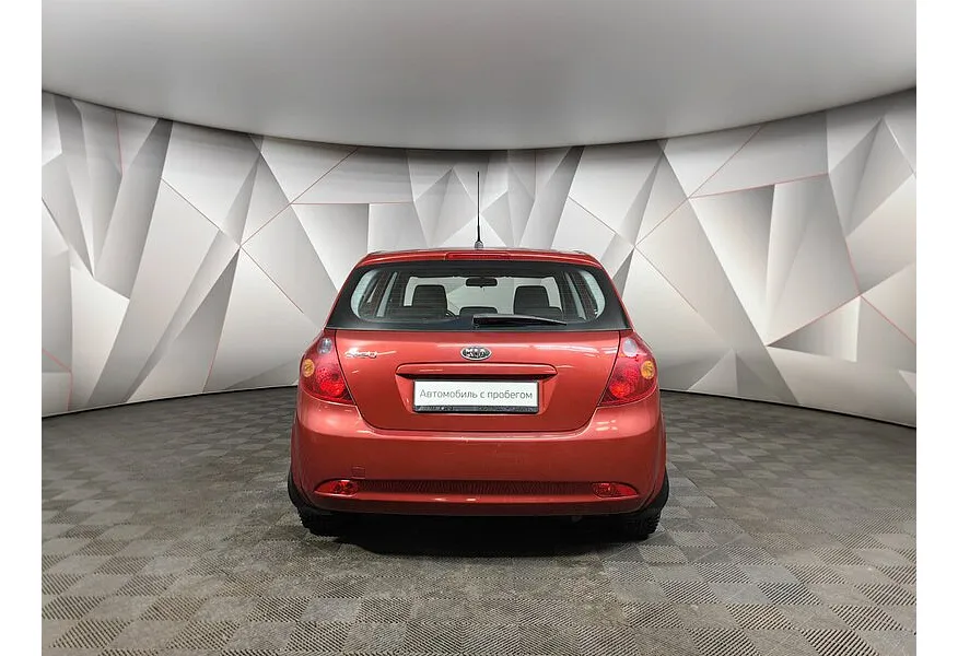 Kia Ceed 1.6 AT (122 л.с.) Красный в АВИЛОН. Слайд №8