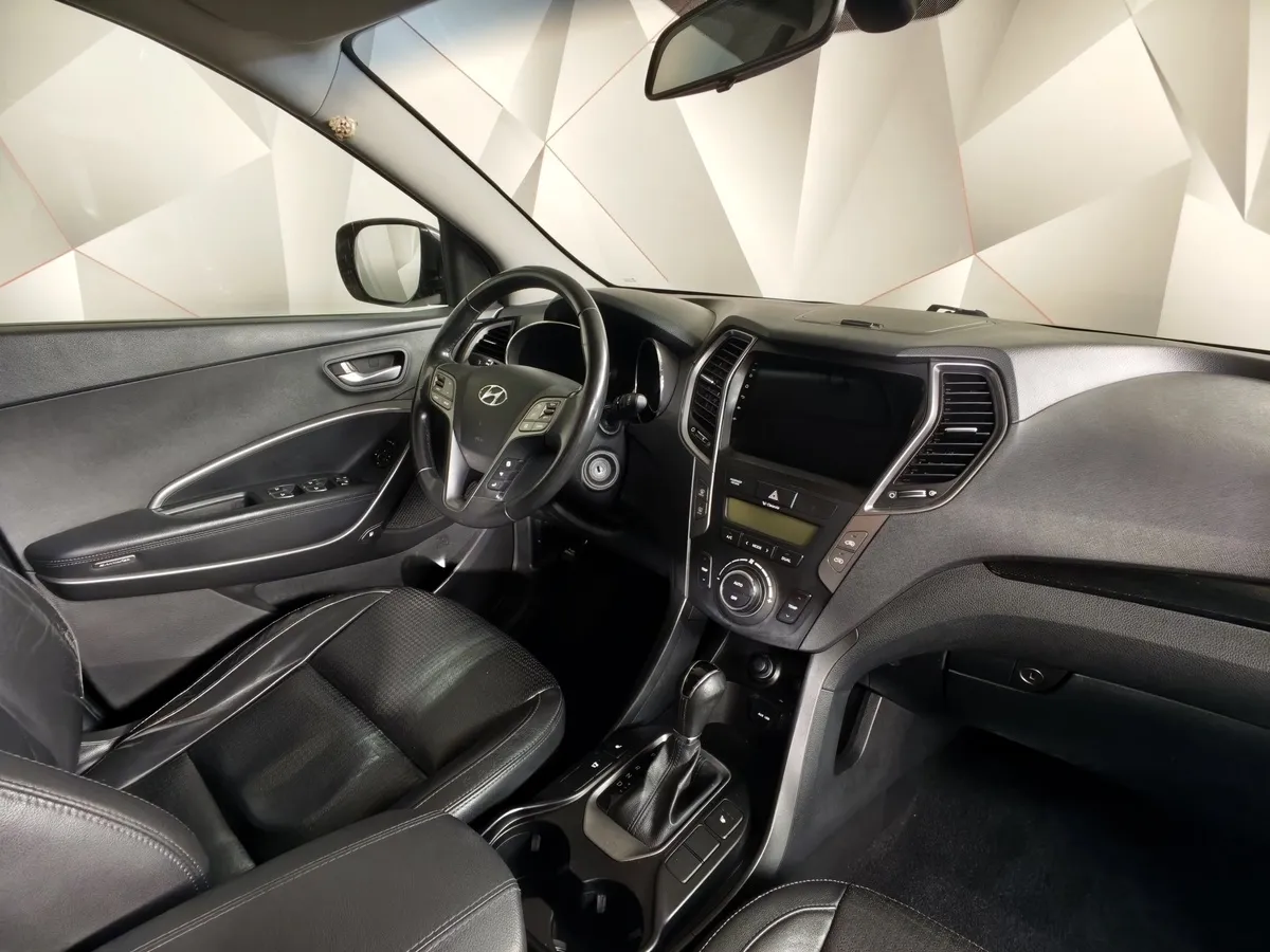 Hyundai Santa Fe 2.2 CRDi MT (197 л.с.) Коричневый в АВИЛОН. Слайд №13