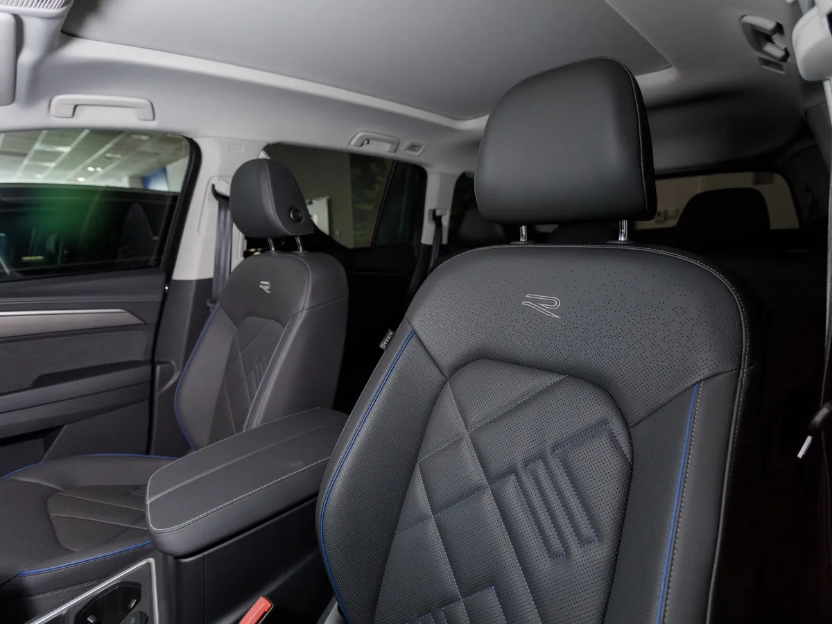 Volkswagen Talagon 2.0 7DSG AWD (272 л.с.) Flagship Shengjing Черный в АВИЛОН. Слайд №14