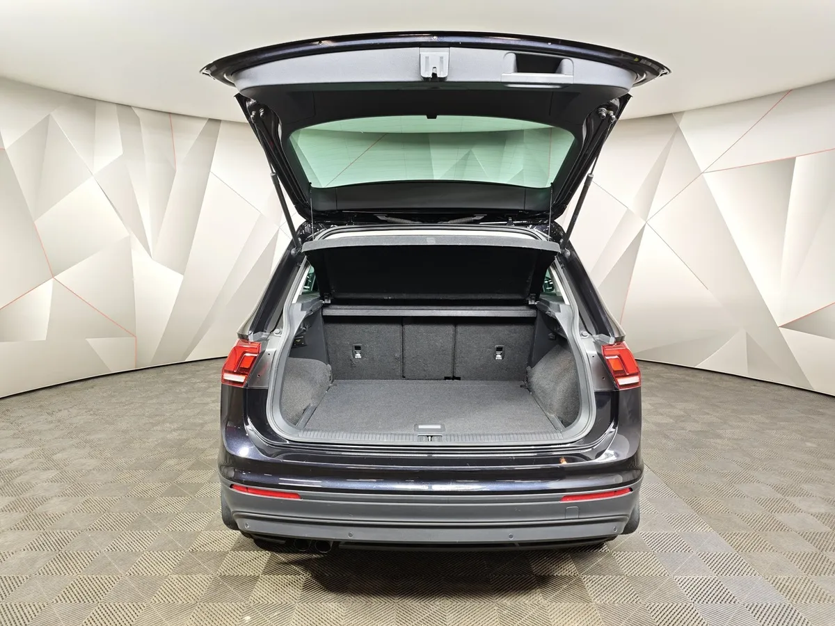 Volkswagen Tiguan 1.4 TSI 4Motion DSG (150 л.с.) Highline Черный в АВИЛОН. Слайд №12