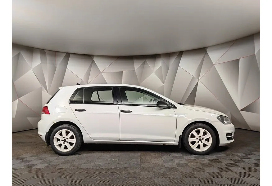 Volkswagen Golf 1.2 TSI BlueMotion MT (85 л.с.) Trendline Белый в АВИЛОН. Слайд №6 Volkswagen Golf 1.2 TSI BlueMotion MT (85 л.с.) Trendline Белый в АВИЛОН. Слайд №6