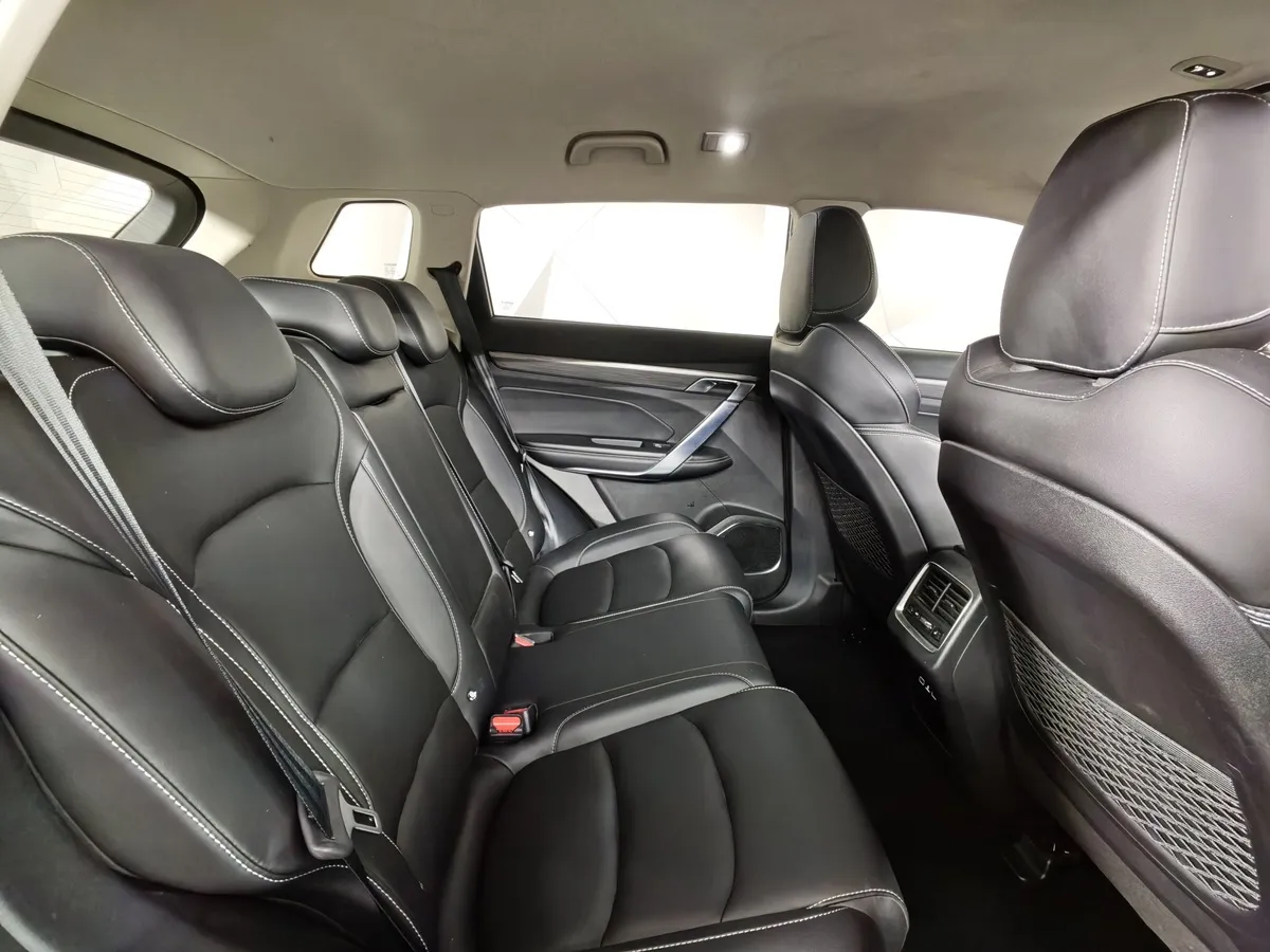 Geely Atlas Pro 1.5T 7DCT AWD (177 л.с.) Flagship Серый в АВИЛОН. Слайд №15