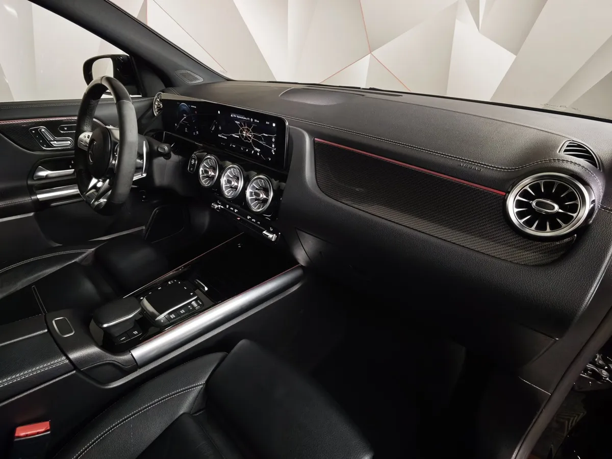 Mercedes-Benz GLA AMG 45 4MATIC (421 л.с.) S Черный в АВИЛОН. Слайд №13