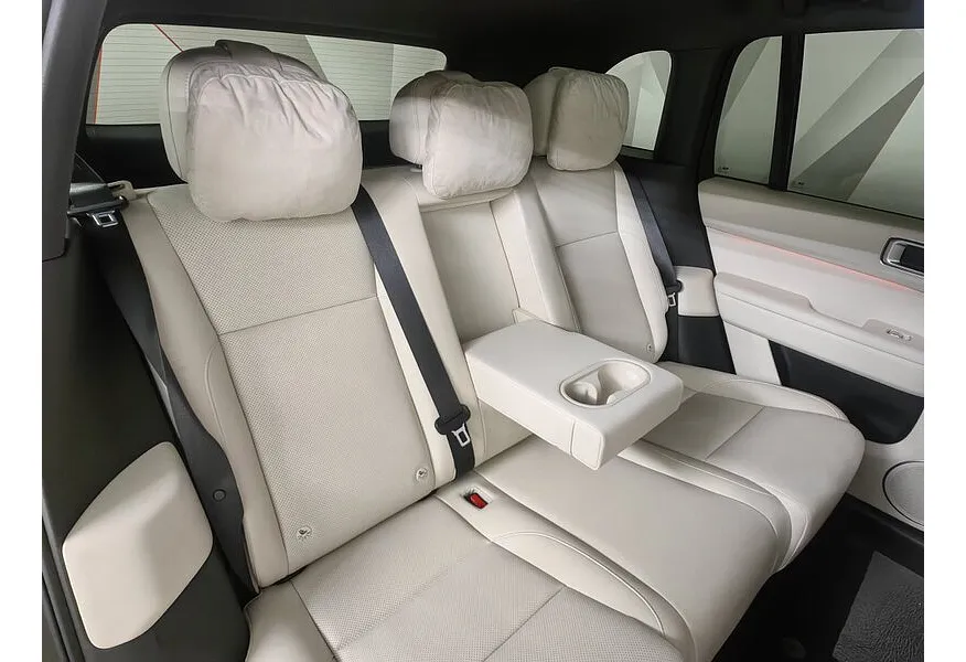 Li Auto L6 1.5 AT 4WD (150 л.с.) Max Черный в АВИЛОН. Слайд №16