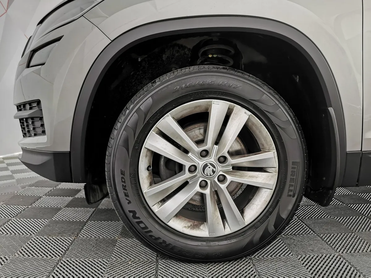 Skoda Kodiaq 1.4 TSI DSG (150 л.с.) Active Plus Коричневый в АВИЛОН. Слайд №9