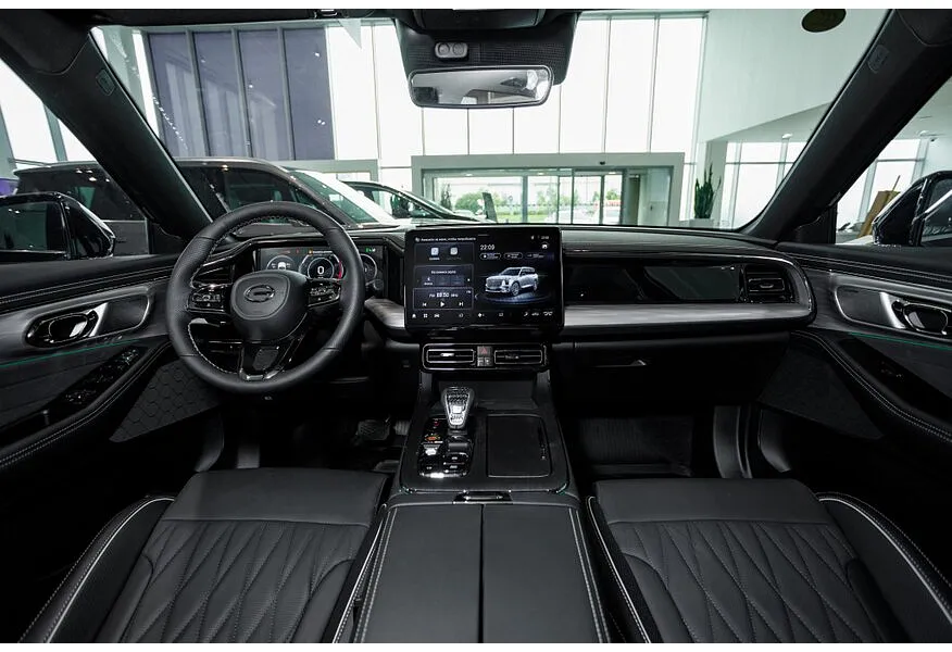 АВИЛОН - GAC GS8 2.0T AT 4WD (231 л.с.) GX Traveller Черный - slide 15