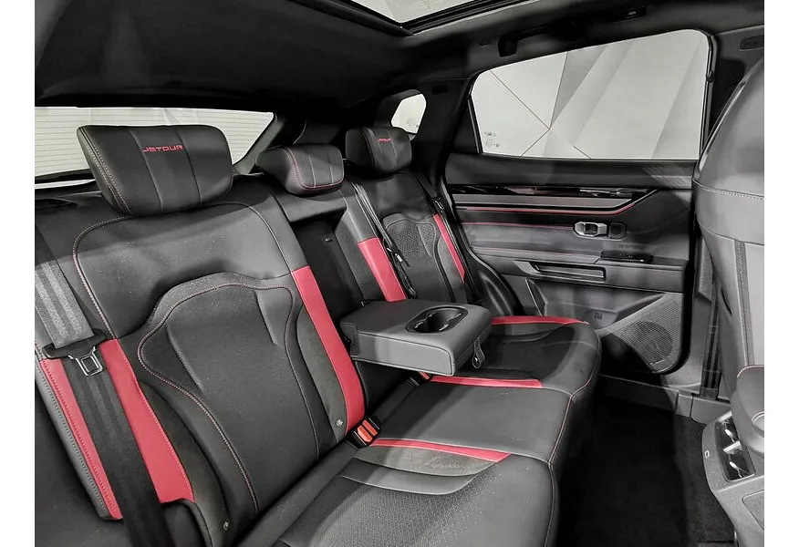 JETOUR Dashing 1.5T 6DCT 2WD (147 л.с.) Luxury Серый в АВИЛОН. Слайд №16