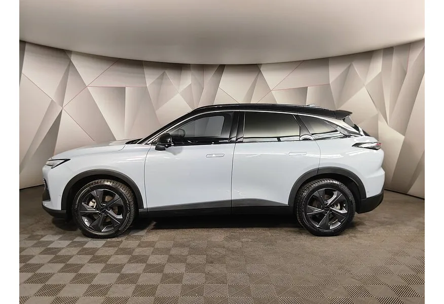 BAIC X55 1.5T DCT (177 л.с.) Elite (LV4) Серый в АВИЛОН. Слайд №5