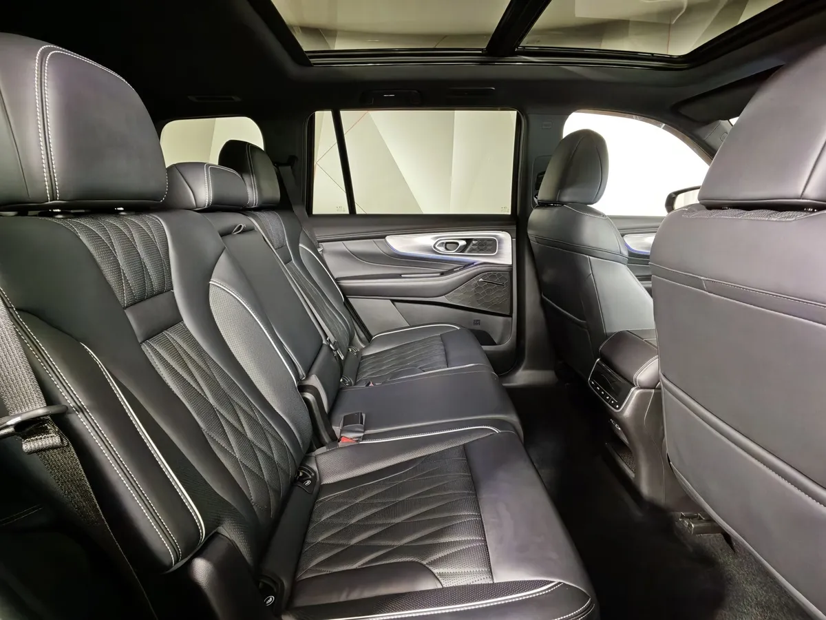GAC GS8 2.0T 4WD (231 л.с.) GX Черный в АВИЛОН. Слайд №16