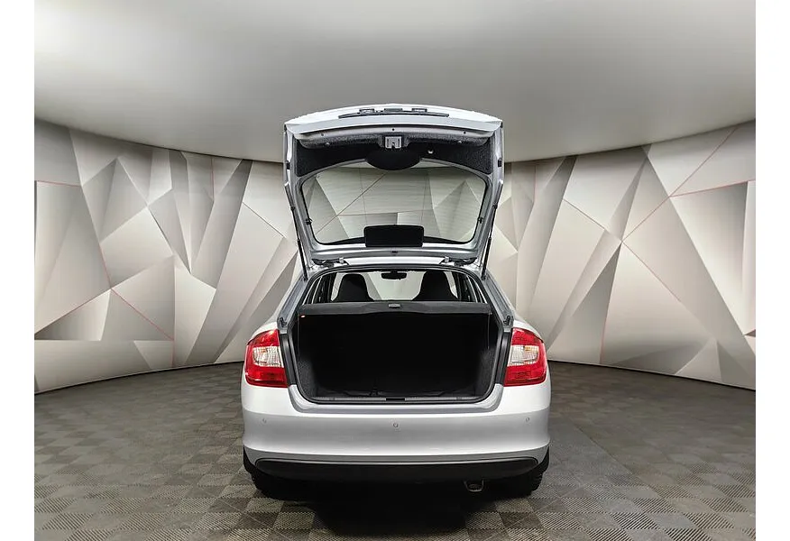 Skoda Rapid 1.4 TSI DSG (125 л.с.) Active Серебристый в АВИЛОН. Слайд №12