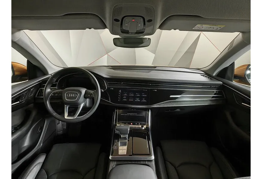 Audi Q8 55 TFSI Tiptronic quattro (340 л.с.) Оранжевый в АВИЛОН. Слайд №14