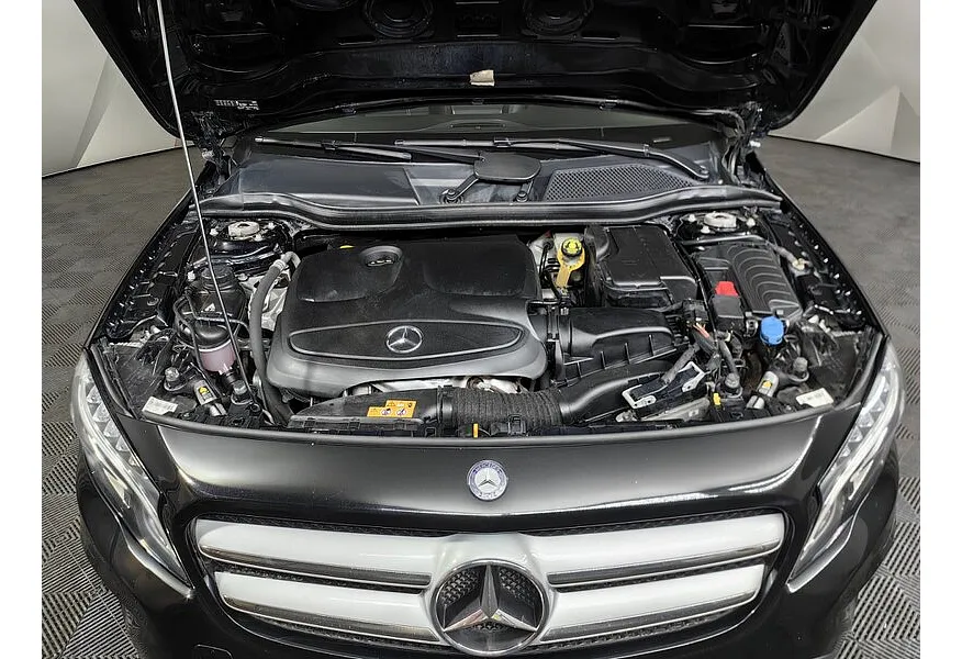 Mercedes-Benz GLA 250 7G-DCT 4MATIC (211 л.с.) Особая серия Черный в АВИЛОН. Слайд №11