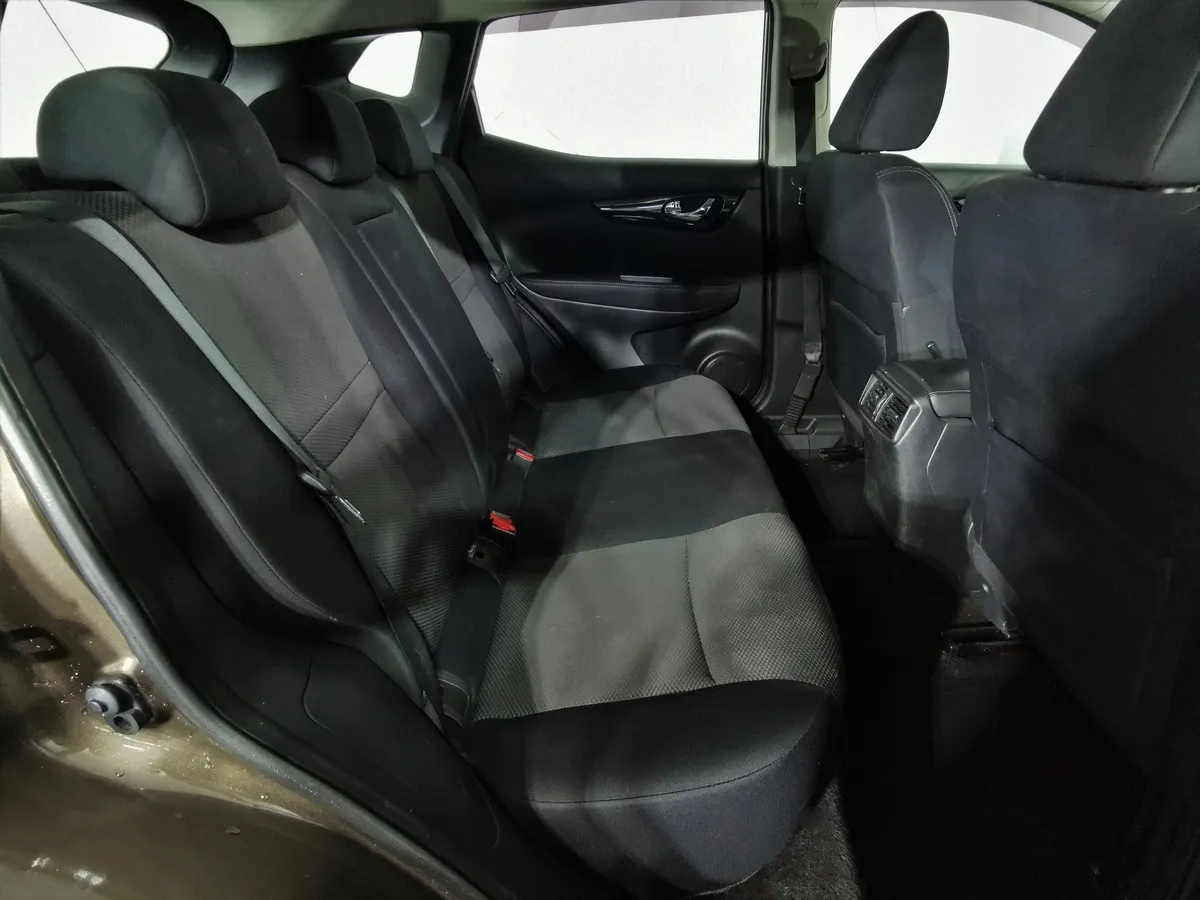 Nissan Qashqai 2.0 CVT (144 л.с.) Бежевый в АВИЛОН. Слайд №15
