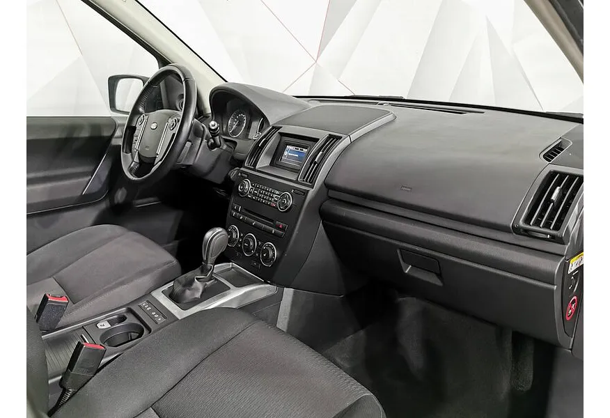 Land Rover Freelander 2.2 TD4 AT 4WD (150 л.с.) Белый в АВИЛОН. Слайд №13