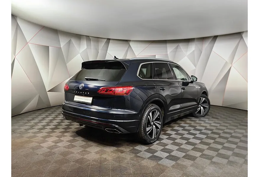 АВИЛОН - Volkswagen Touareg 3.0 V6 TDI Tiptronic 4Motion (249 л.с.) R-Line Черный - slide 7
