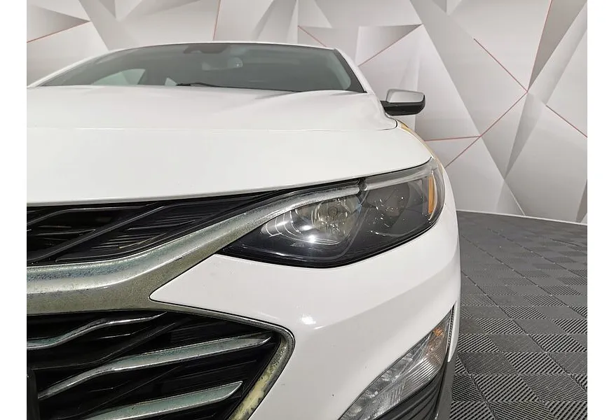 Chevrolet Malibu 1.5T CVT 2WD (163 л.с.) Белый в АВИЛОН. Слайд №10 Chevrolet Malibu 1.5T CVT 2WD (163 л.с.) Белый в АВИЛОН. Слайд №10