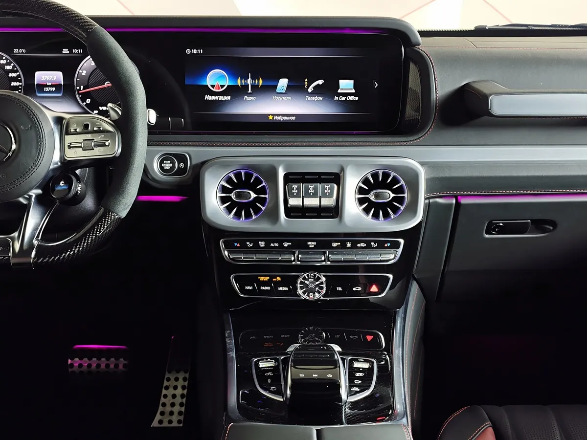 Mercedes-Benz G-Класс G 63 AMG Speedshift 4Matic (585 л.с.) Черный в АВИЛОН. Слайд №15