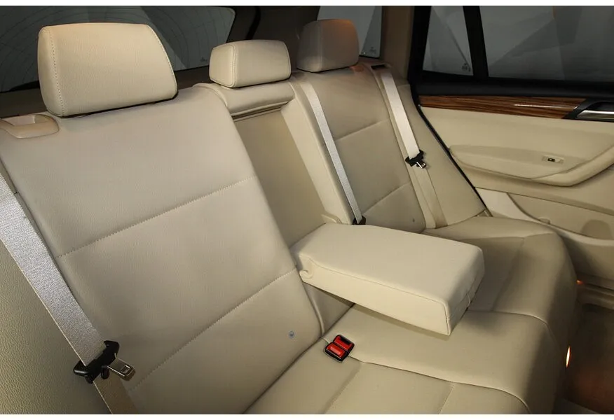 BMW X3 xDrive20i AT (184 л.с.) Base Локальная сборка Серый в АВИЛОН. Слайд №7