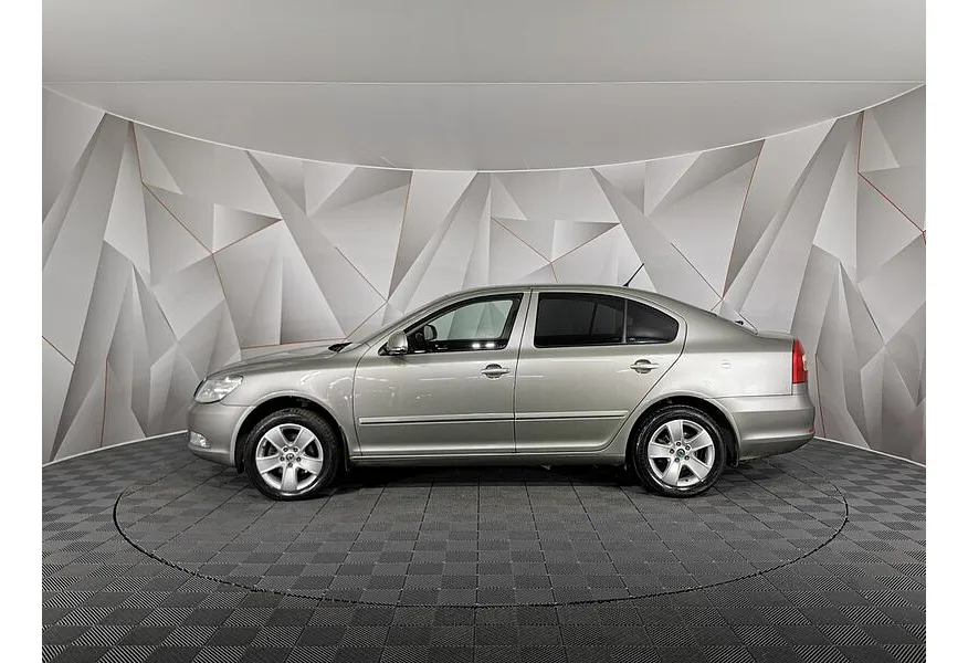 Skoda Octavia 1.8 TSI AT (152 л.с.) Бежевый в АВИЛОН. Слайд №5