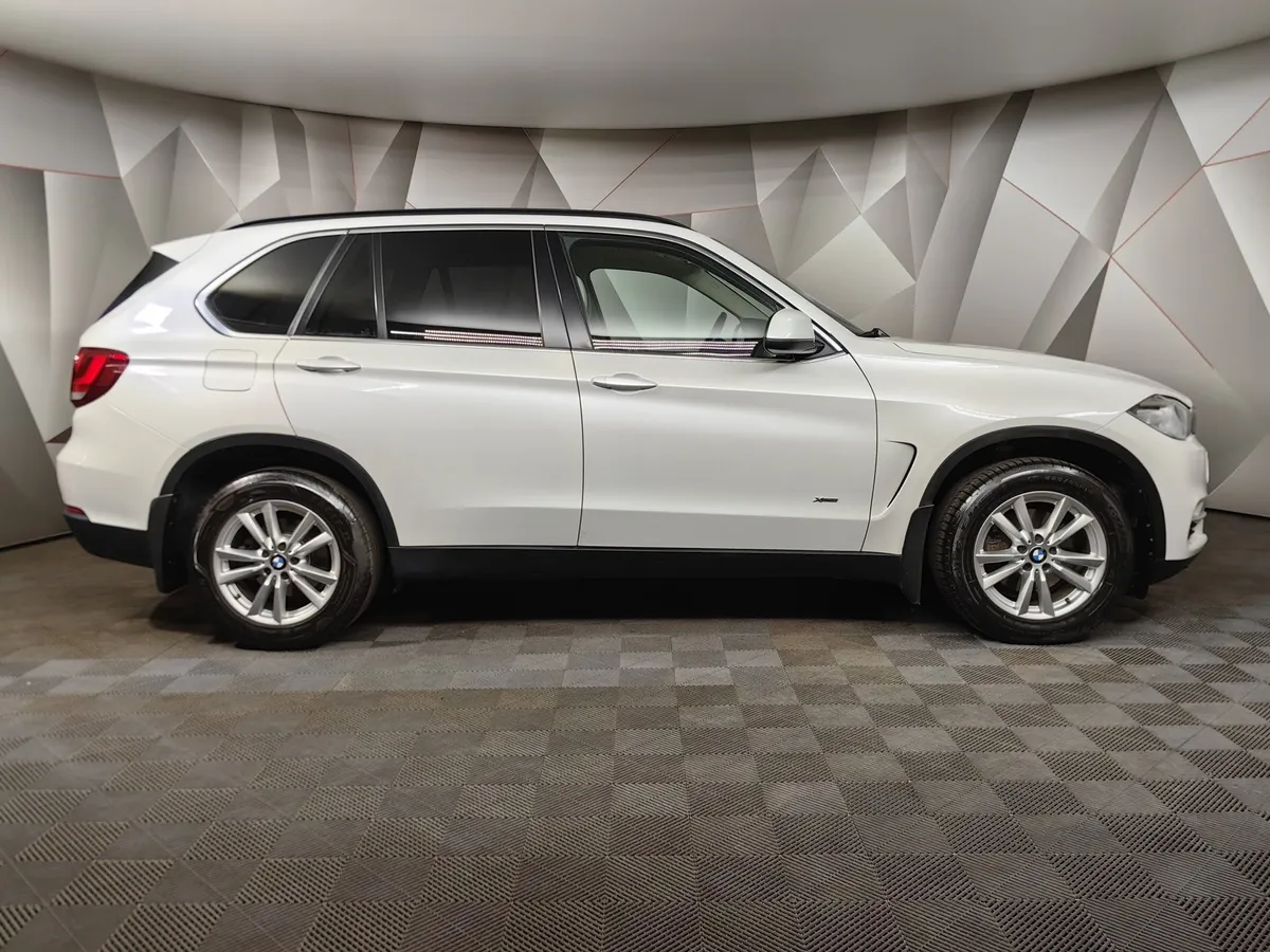BMW X5 xDrive25d Steptronic (218 л.с.) Белый в АВИЛОН. Слайд №6