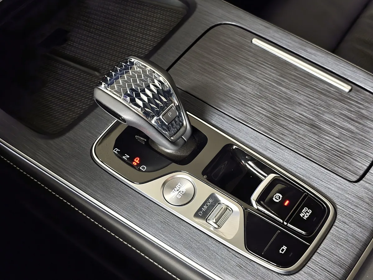 GAC GS8 2.0T 4WD (231 л.с.) GT Серый в АВИЛОН. Слайд №20