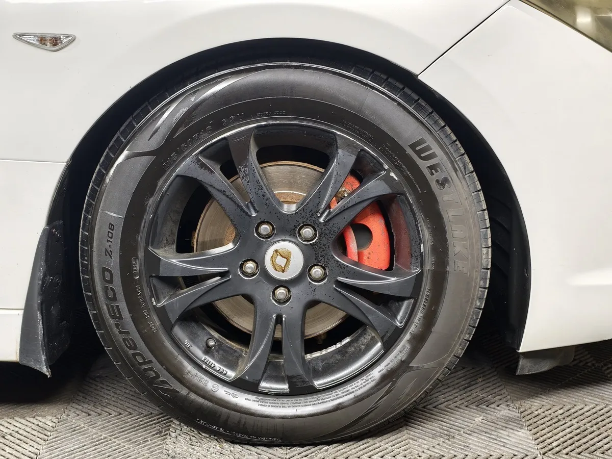 Mazda 6 1.8 MT (120 л.с.) Белый в АВИЛОН. Слайд №9