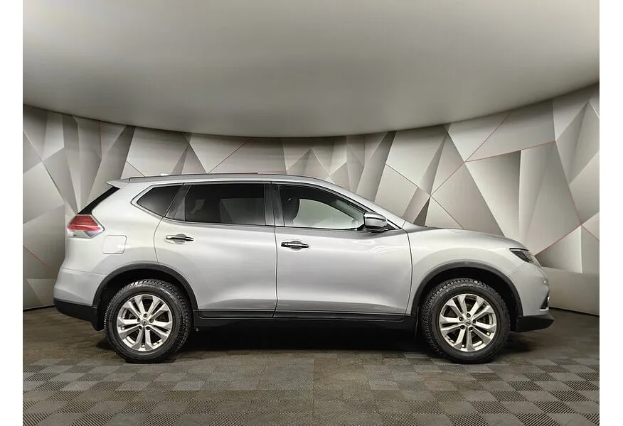 Nissan X-Trail 2.0 CVT (144 л.с.) Серебристый в АВИЛОН. Слайд №6