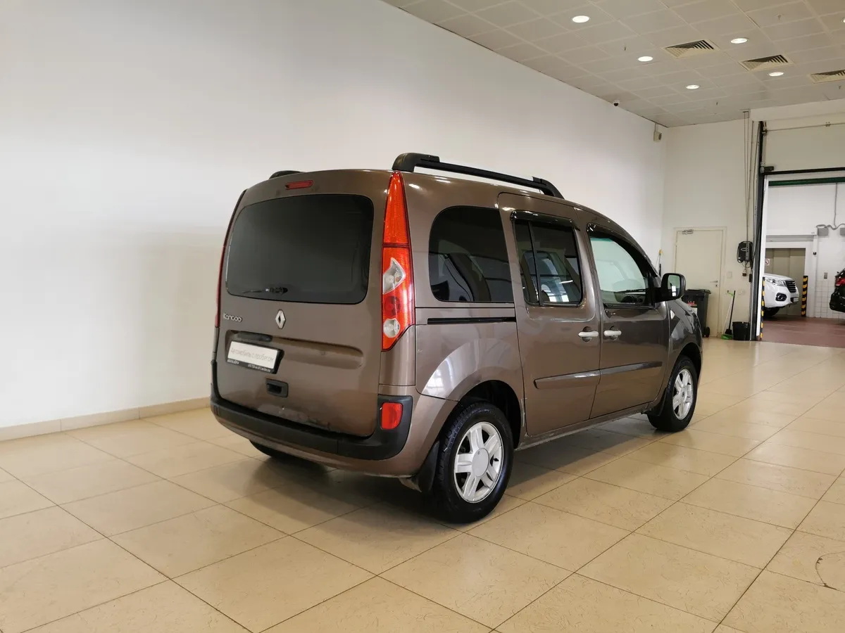 Renault Kangoo 1.6 MT (84 л.с.) Expression Коричневый в АВИЛОН. Слайд №2