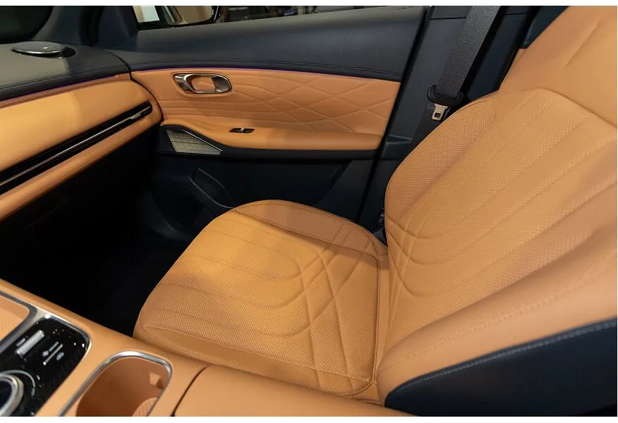 Geely EX5 EM-i 1.5 PHEV DHT FWD (218 л.с.) Max Серый в АВИЛОН. Слайд №8