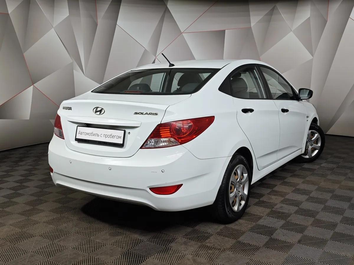 Hyundai Solaris 1.6 AT (123 л.с.) Optima Белый в АВИЛОН. Слайд №2