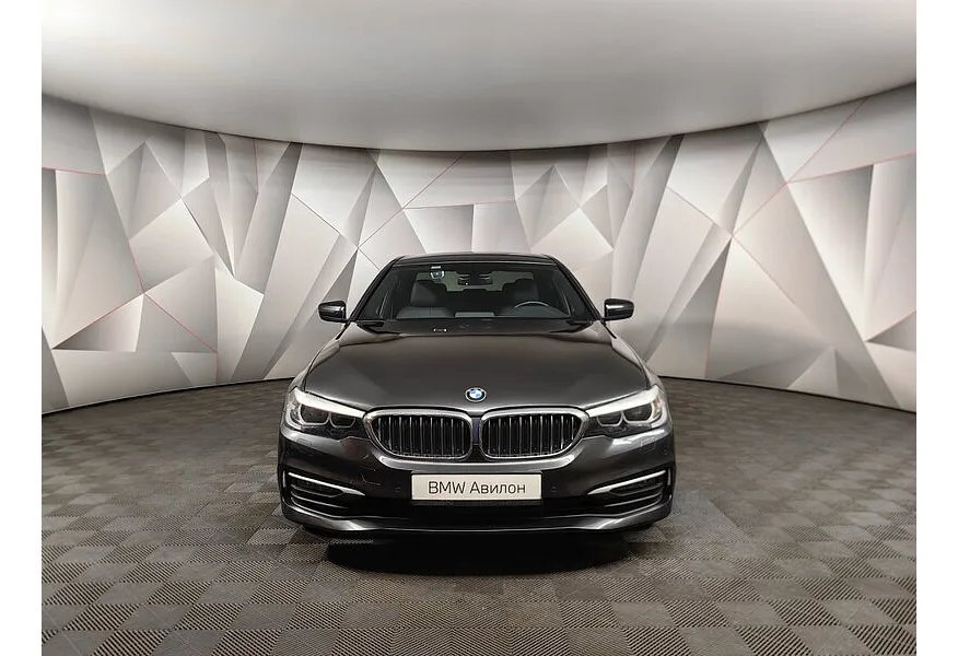 АВИЛОН - BMW 5 серия 520d xDrive Steptronic (190 л.с.) Серый - slide 3
