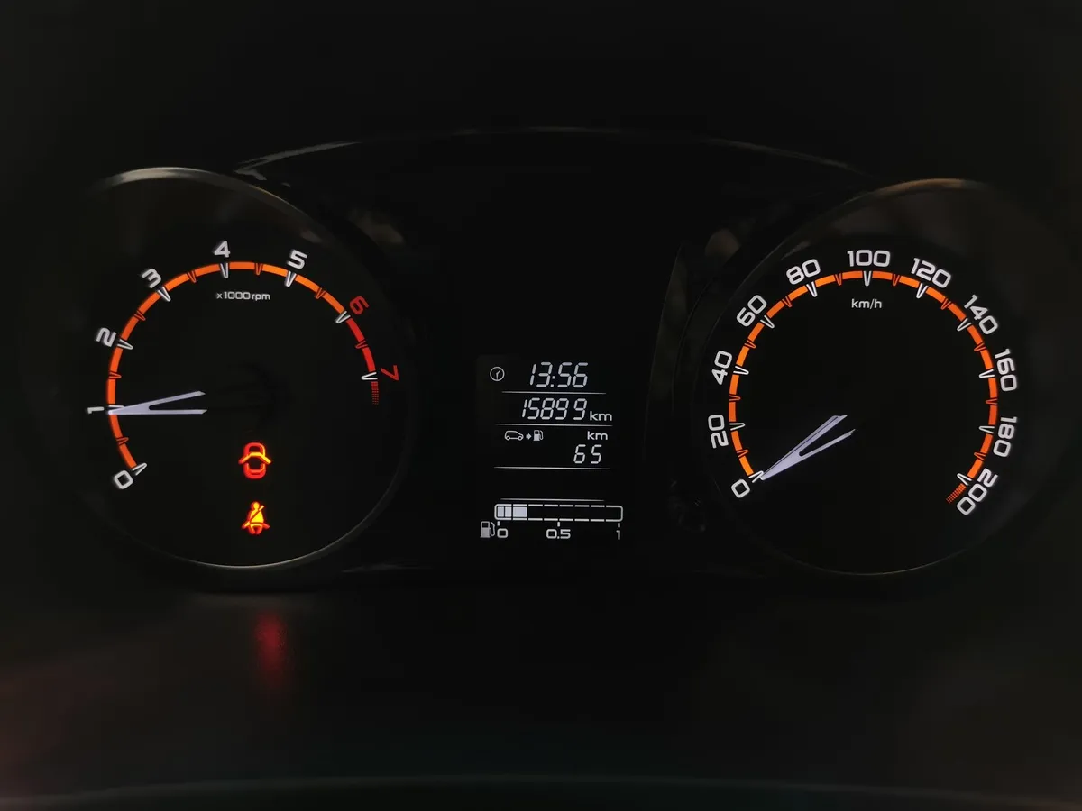 ВАЗ (Lada) Granta 1.6 MT 16кл (106 л.с.) 21911-51-005 Comfort Черный в АВИЛОН. Слайд №17