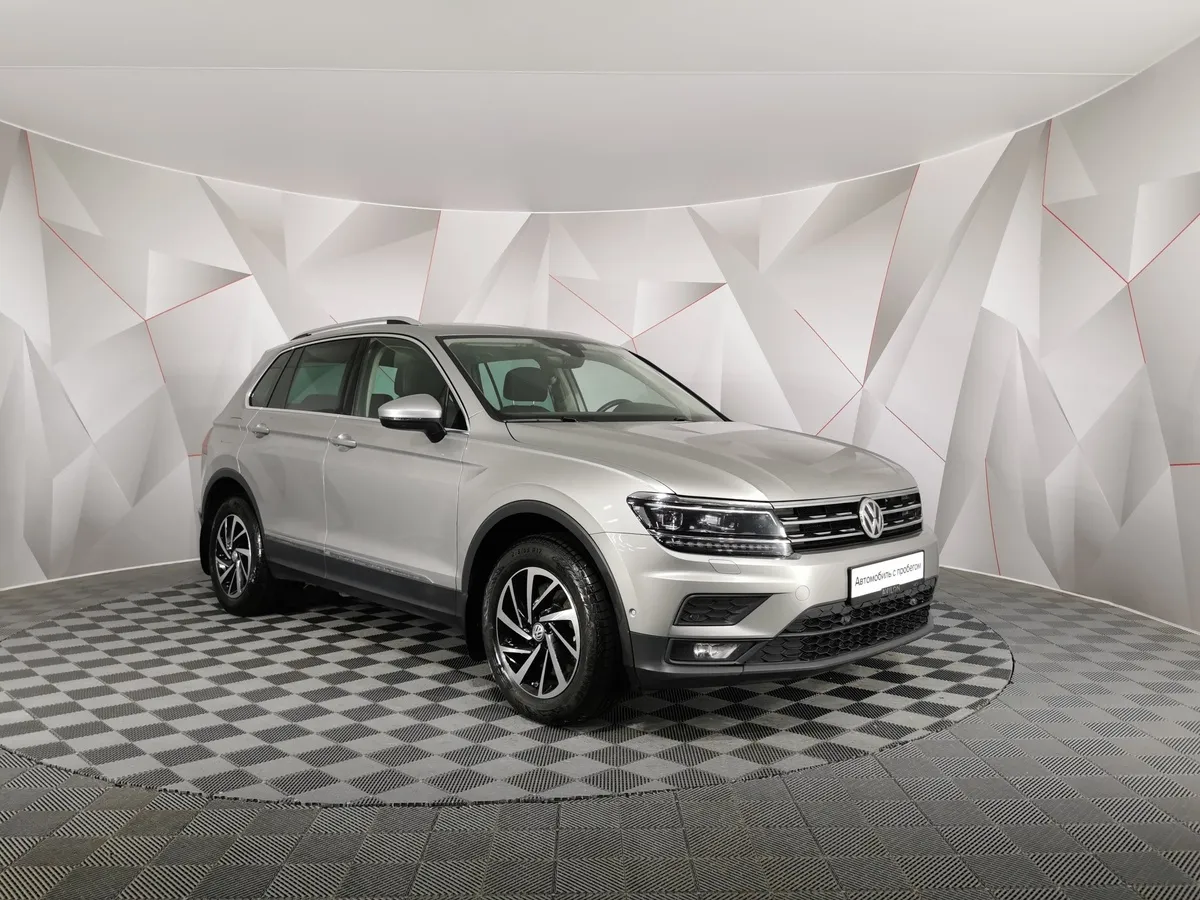 Volkswagen Tiguan 2.0 TSI 4Motion DSG (180 л.с.) Highline Серебристый в АВИЛОН. Слайд №3