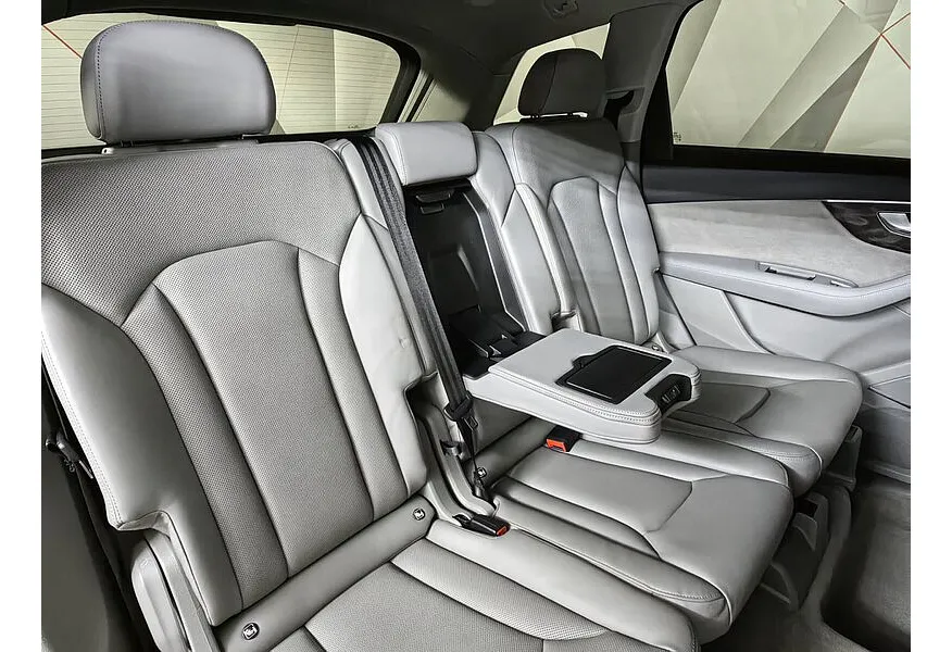 Audi Q7 3.0 TDI Tiptronic quattro (249 л.с.) Синий в АВИЛОН. Слайд №16