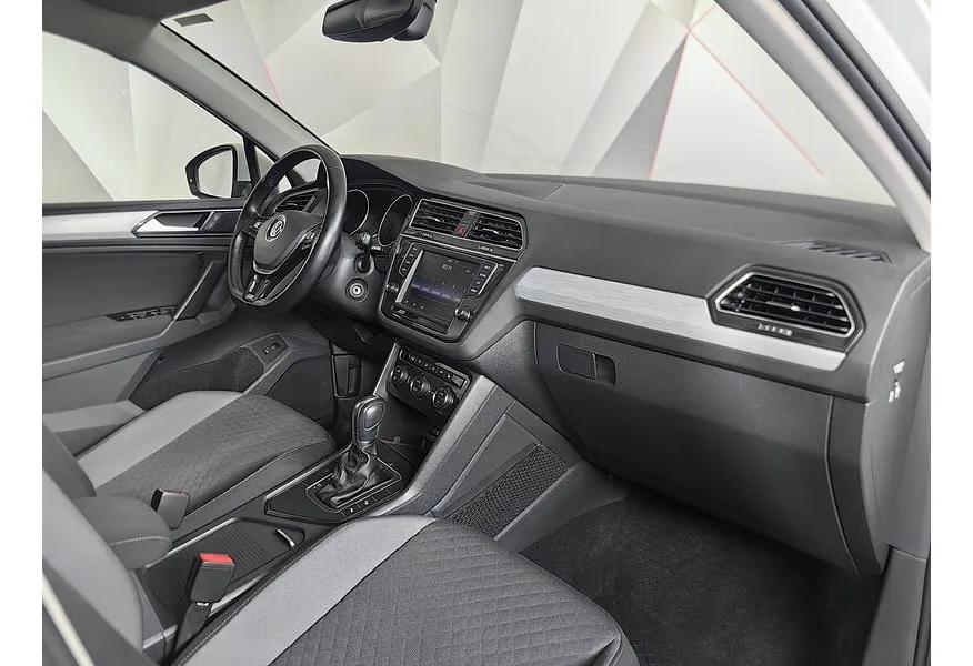 LIVE. Слайд №9