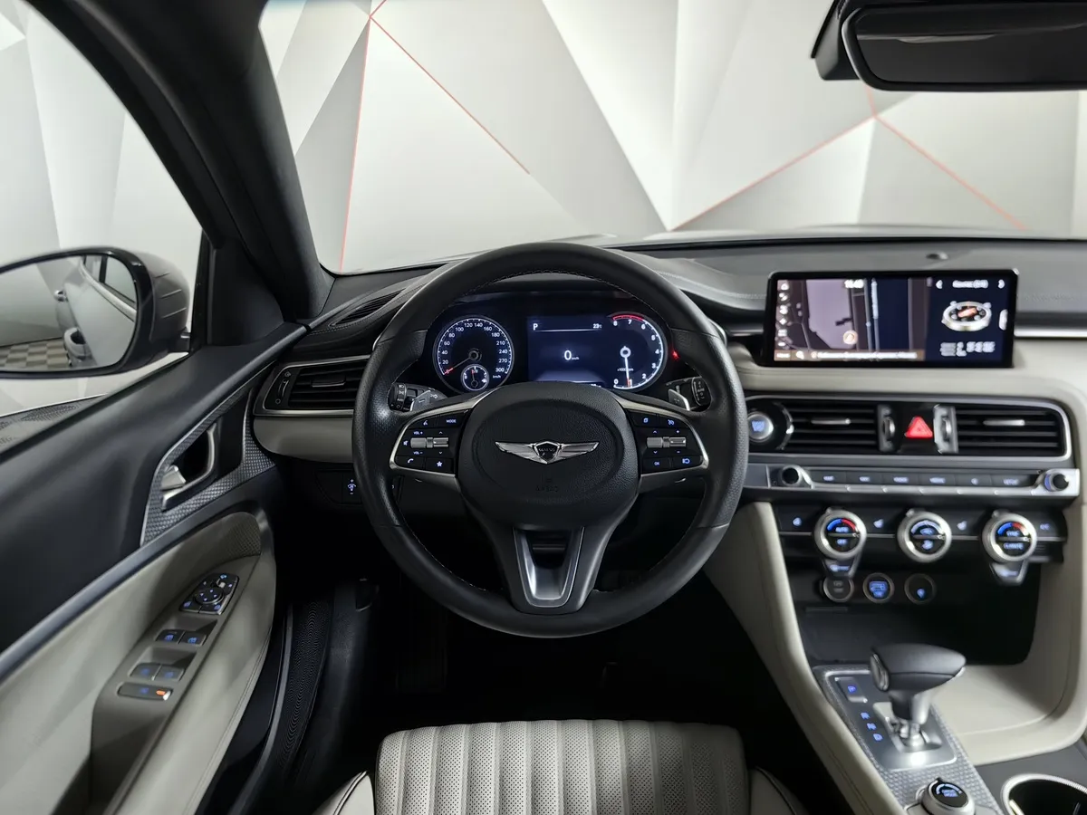 Genesis G70 2.0 T AT AWD (197 л.с.) Elegance + Sport Серый в АВИЛОН. Слайд №20