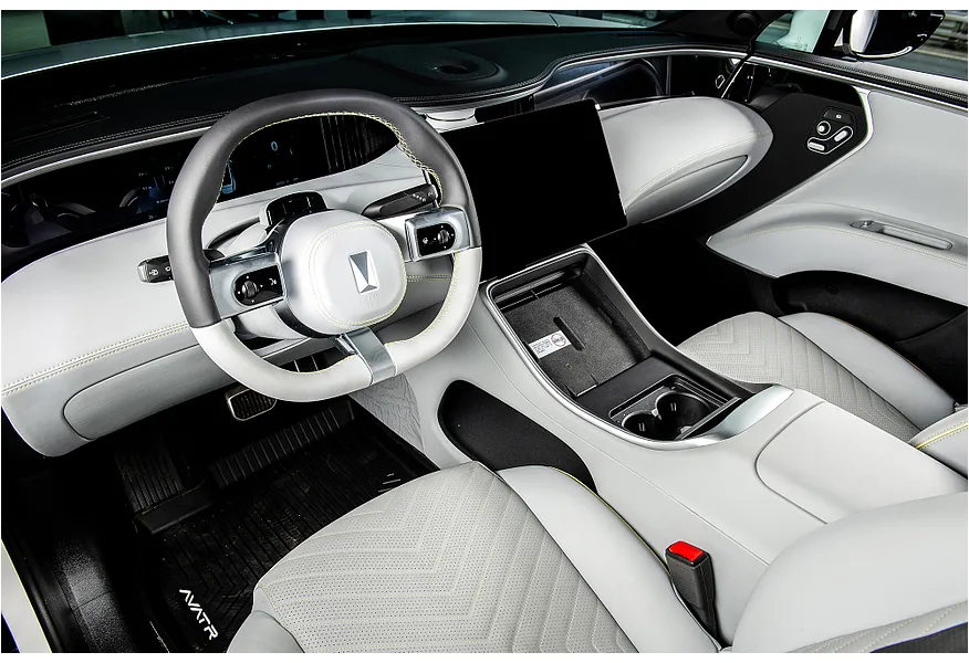 Avatr 11 Long Range Dual Motor AT 4WD (309 л.с.)  Luxury Edition  Серый в АВИЛОН. Слайд №6