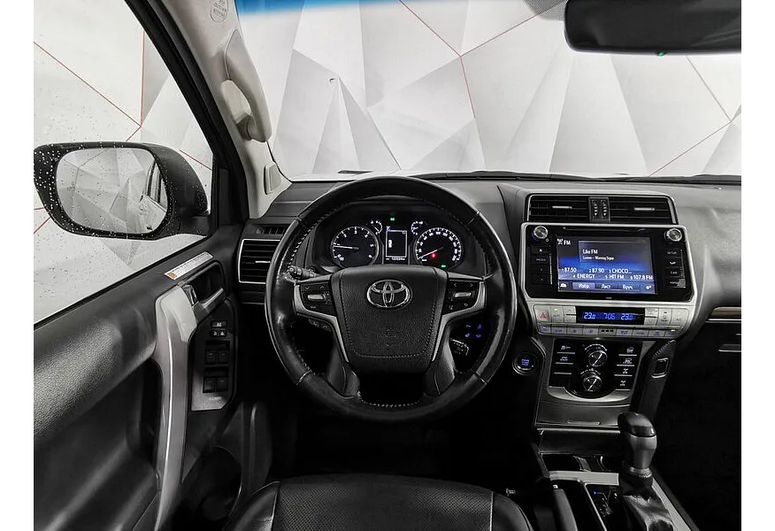 АВИЛОН - Toyota Land Cruiser Prado 2.8 D AT 4WD (5 мест) (177 л.с.) Комфорт Белый - slide 10